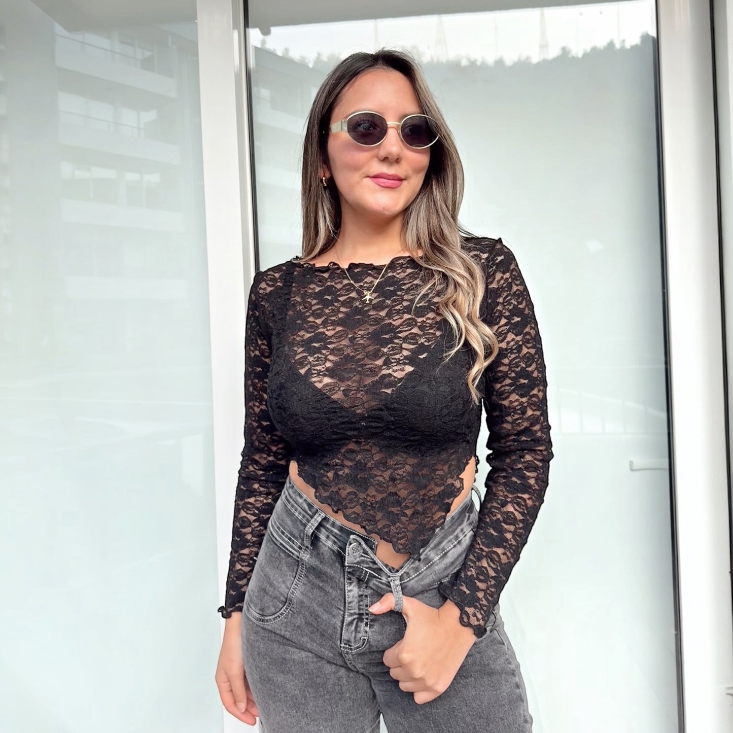 Polera encaje