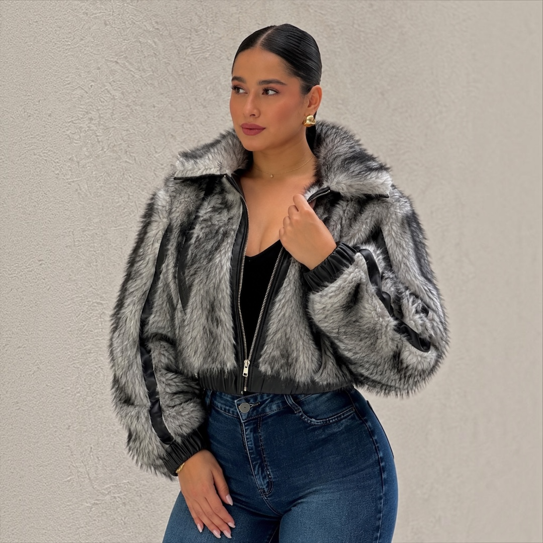 Chaqueta Efecto Pelo Gris